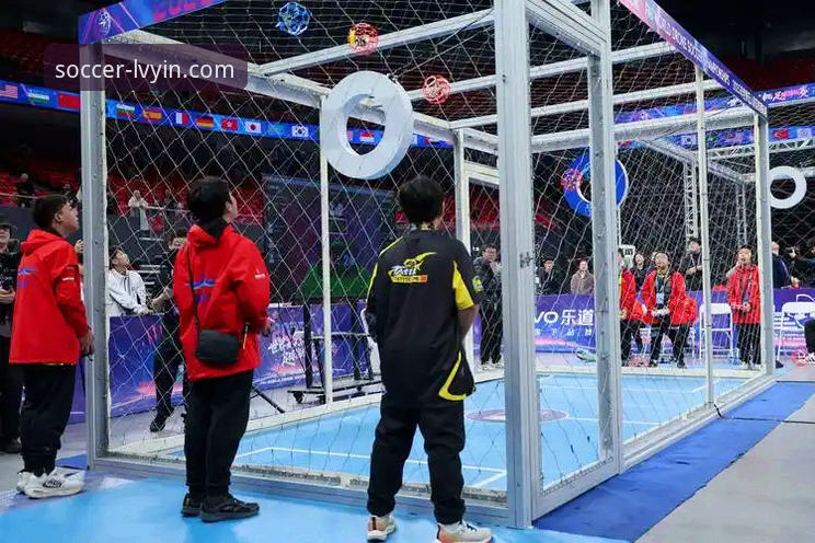 为什么2025新版绿茵体育平台能带来更极致的赛事体验？——技术评测深度解析